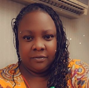 Meet your Posher, Tolicia